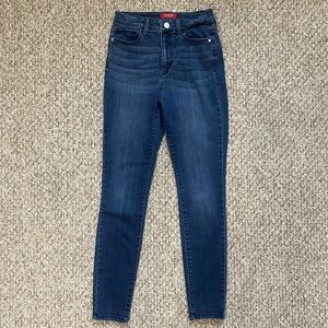 Guess. Nova Ultra High Rise. Size 28. Gently Worn!
